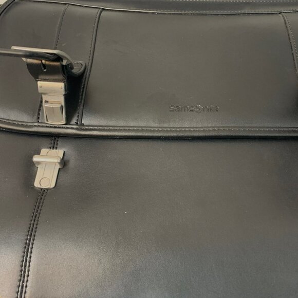 Samsonite Black Leather Portfolio Briefcase - Picture 9 of 15